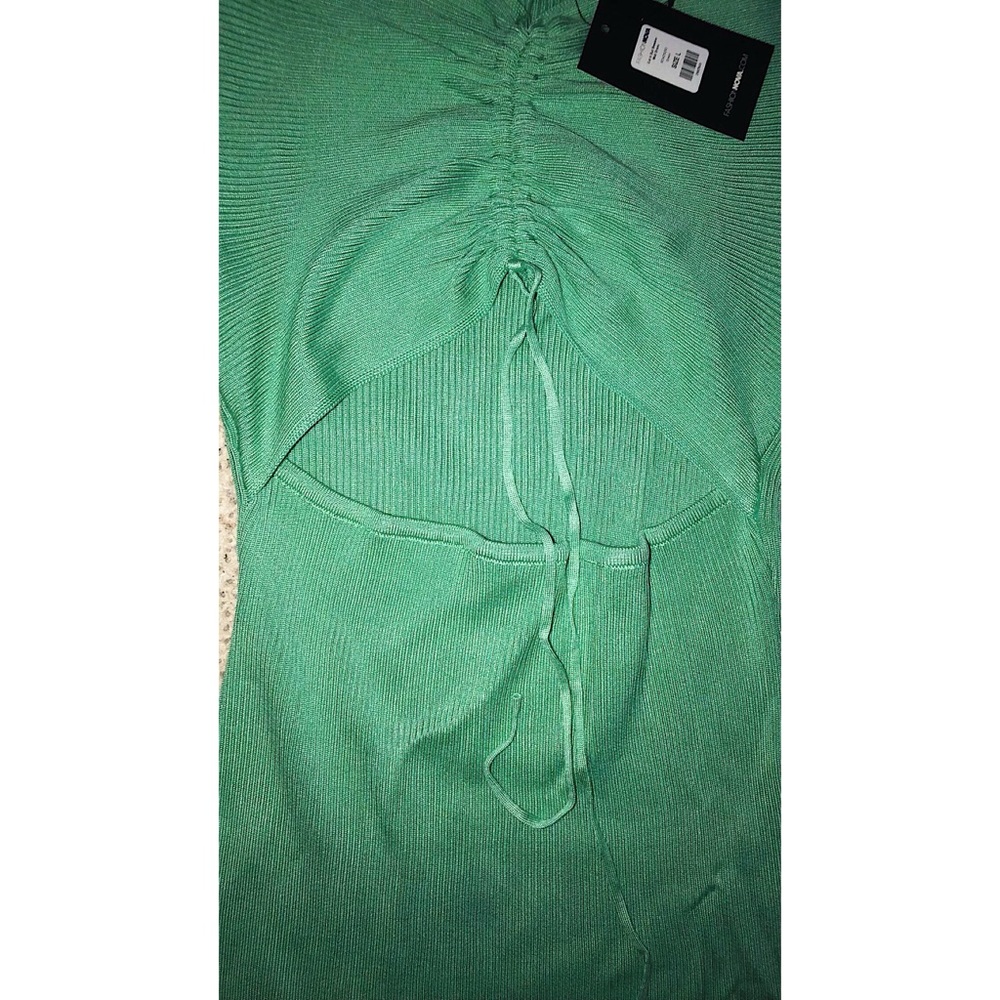 💕😍❤️MAKE AN OFFER! NWT FASHION NOVA DRESS😍💕 - Picture 3 of 4
